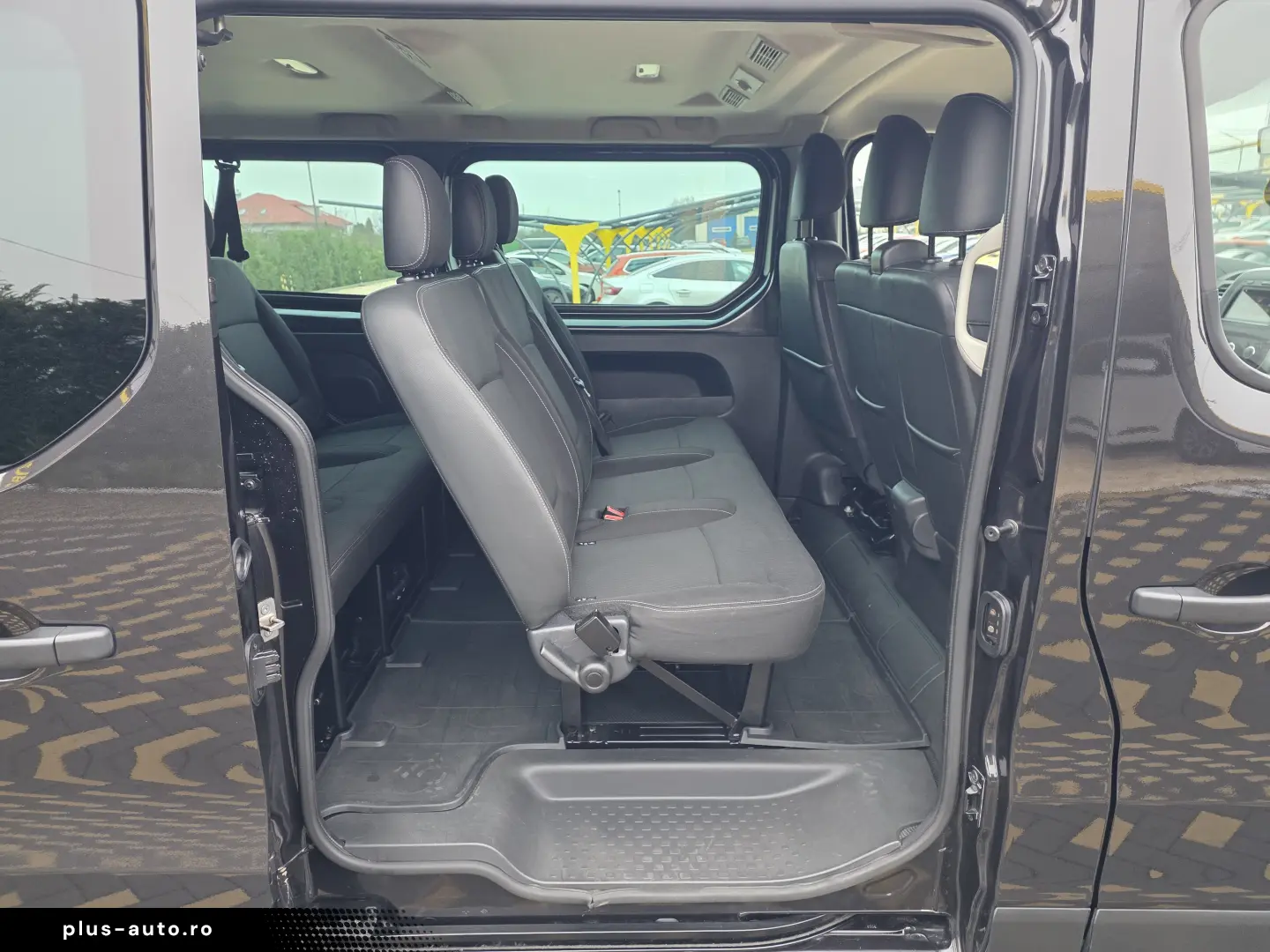 Renault Trafic 2.0 dCi   145 cp   Automat   Euro 6