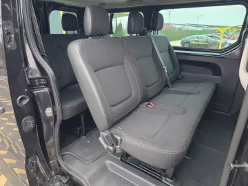 Renault Trafic 2.0 dCi   145 cp   Automat   Euro 6