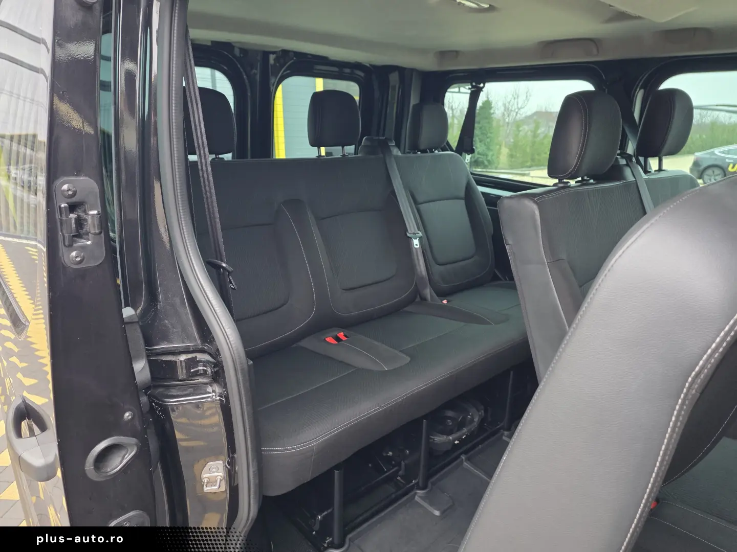 Renault Trafic 2.0 dCi   145 cp   Automat   Euro 6