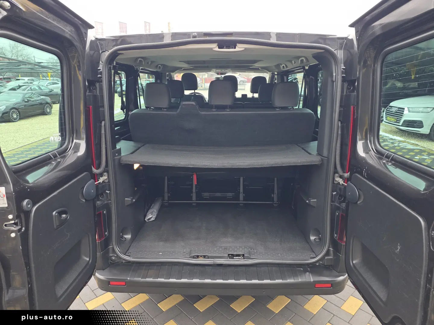 Renault Trafic 2.0 dCi   145 cp   Automat   Euro 6