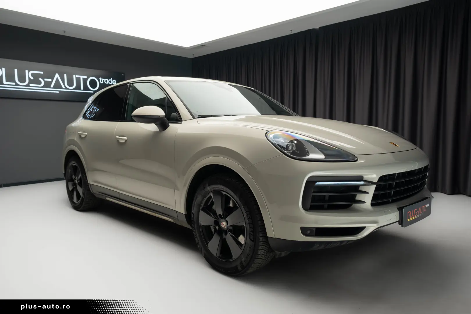 Porsche Cayenne S  Panoramic  Chrono plus