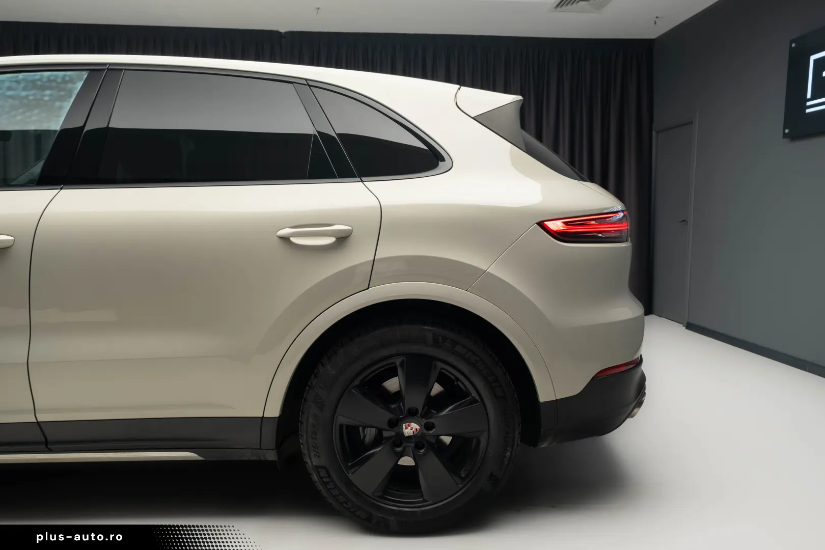 Porsche Cayenne S  Panoramic  Chrono plus