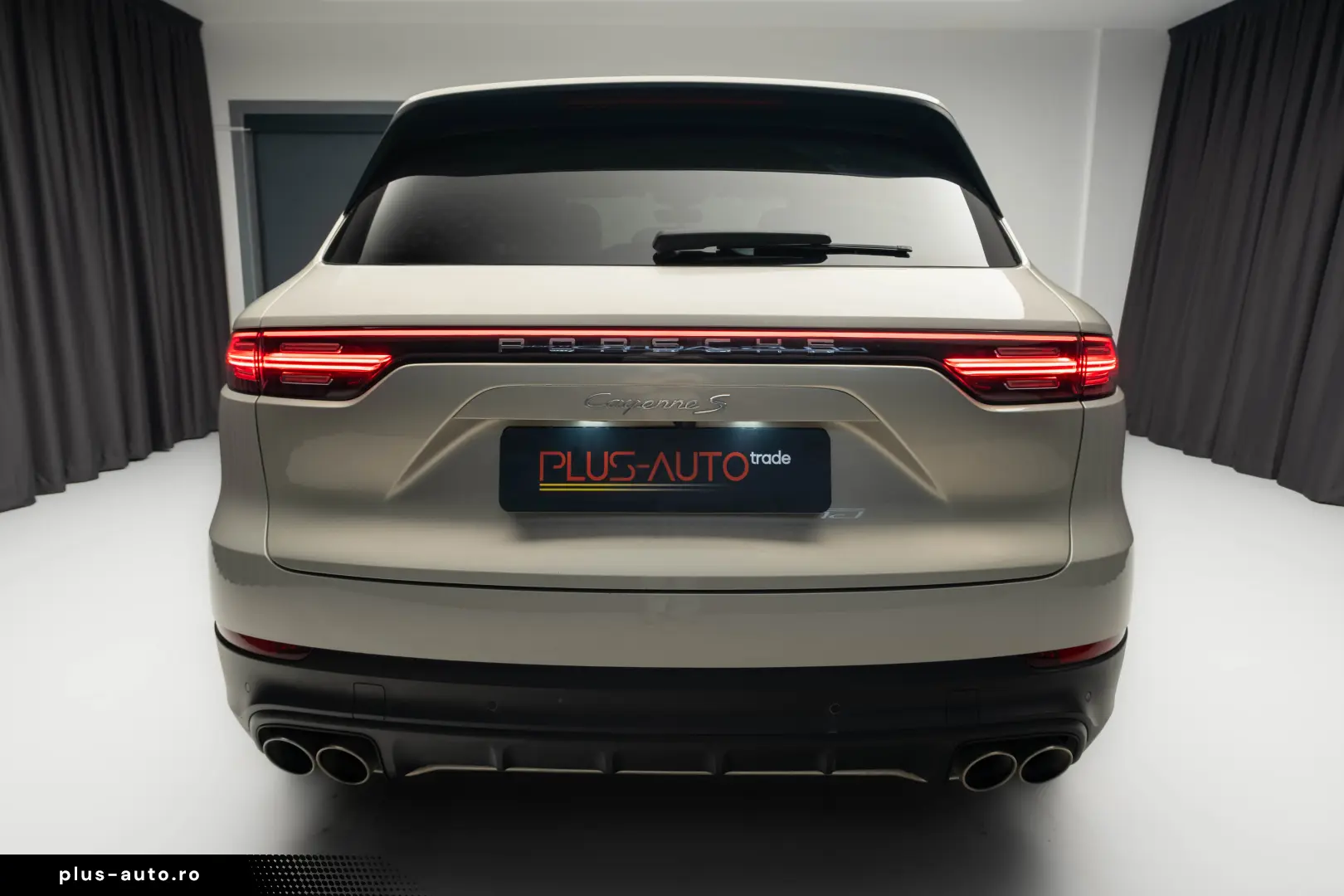 Porsche Cayenne S  Panoramic  Chrono plus