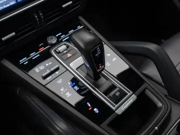 Porsche Cayenne S  Panoramic  Chrono plus