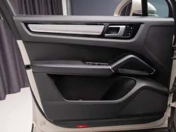 Porsche Cayenne S  Panoramic  Chrono plus