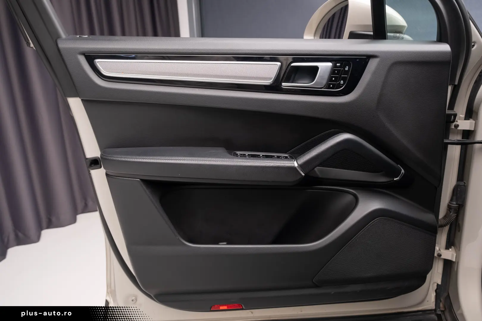 Porsche Cayenne S  Panoramic  Chrono plus