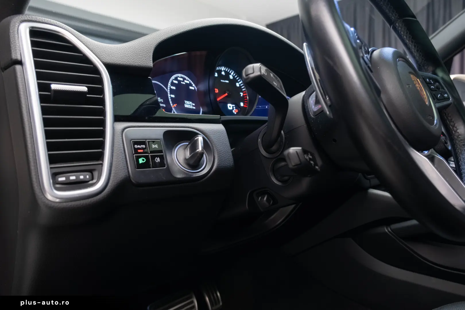 Porsche Cayenne S  Panoramic  Chrono plus