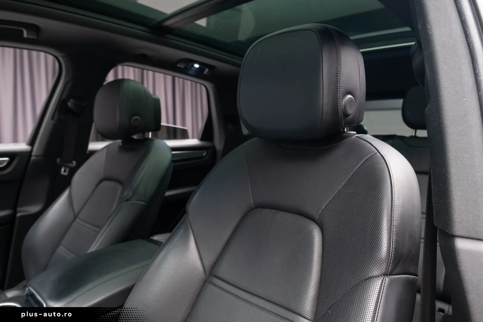 Porsche Cayenne S  Panoramic  Chrono plus