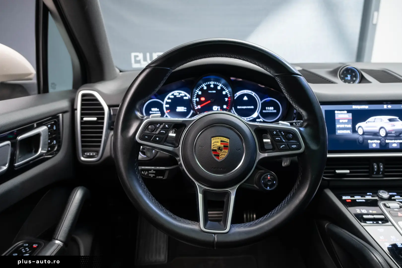 Porsche Cayenne S  Panoramic  Chrono plus