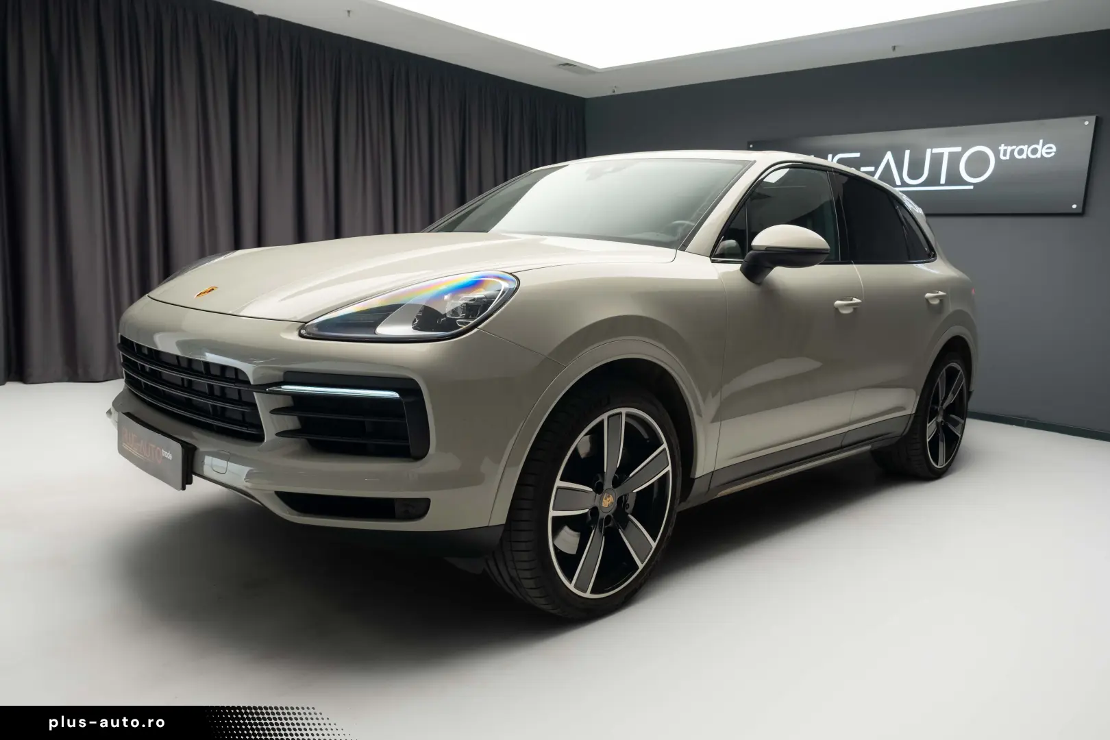 Porsche Cayenne S  Panoramic  Chrono plus