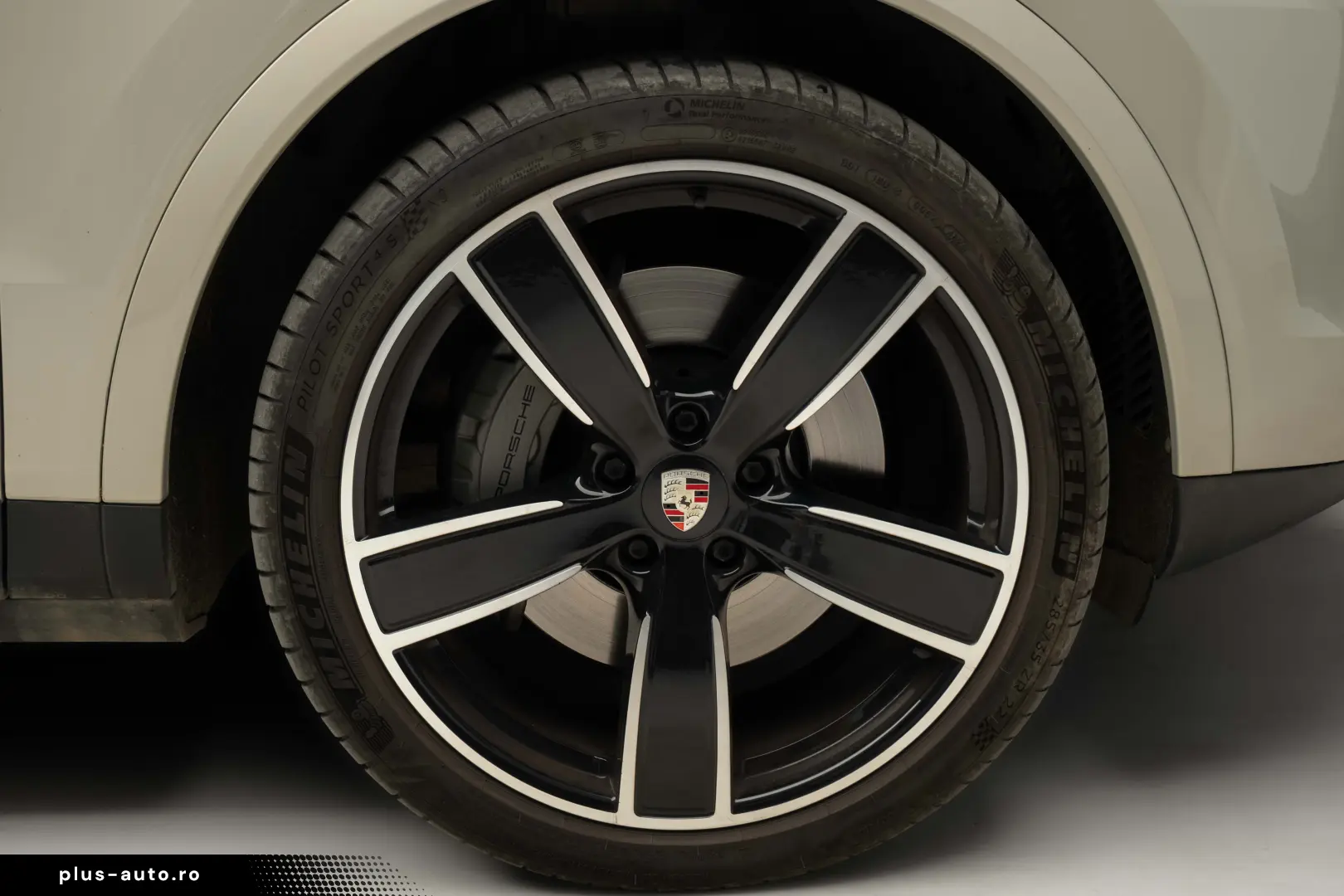 Porsche Cayenne S  Panoramic  Chrono plus