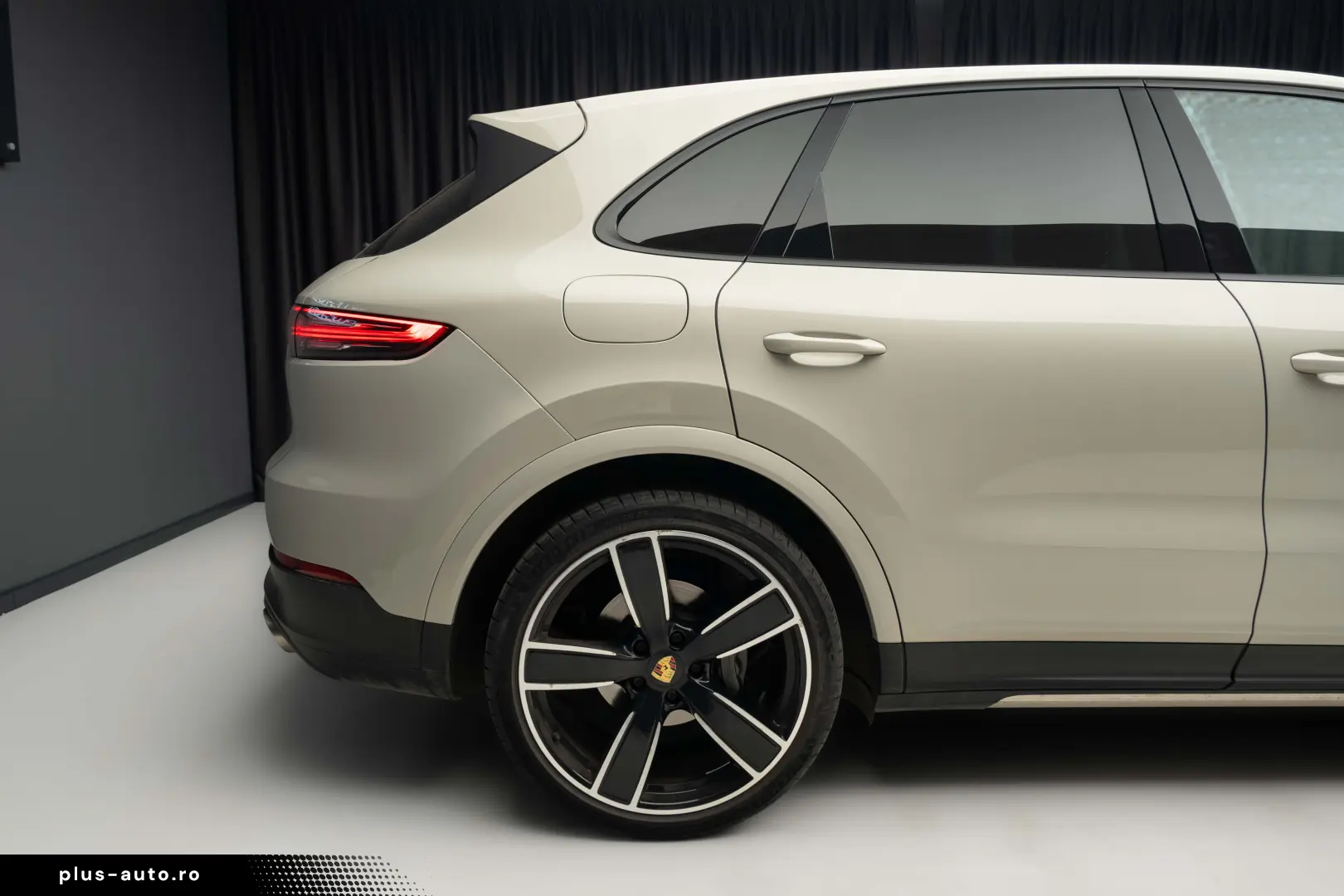 Porsche Cayenne S  Panoramic  Chrono plus