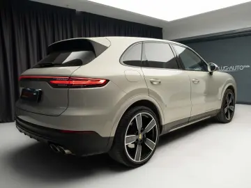 Porsche Cayenne S  Panoramic  Chrono plus