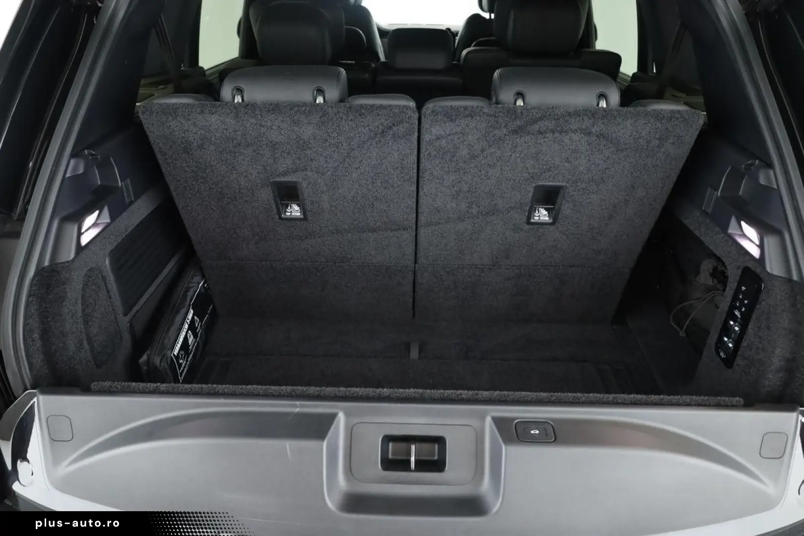 LAND ROVER Range Rover D350 Autobiography LWB 7 Pano AHK 23