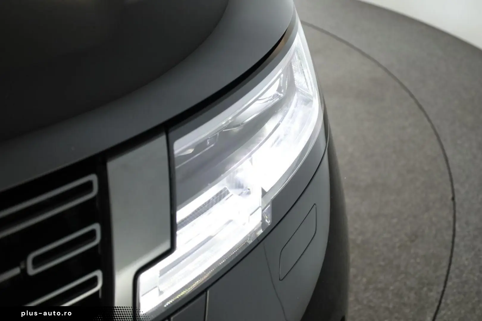 LAND ROVER Range Rover D350 Autobiography LWB 7 Pano AHK 23