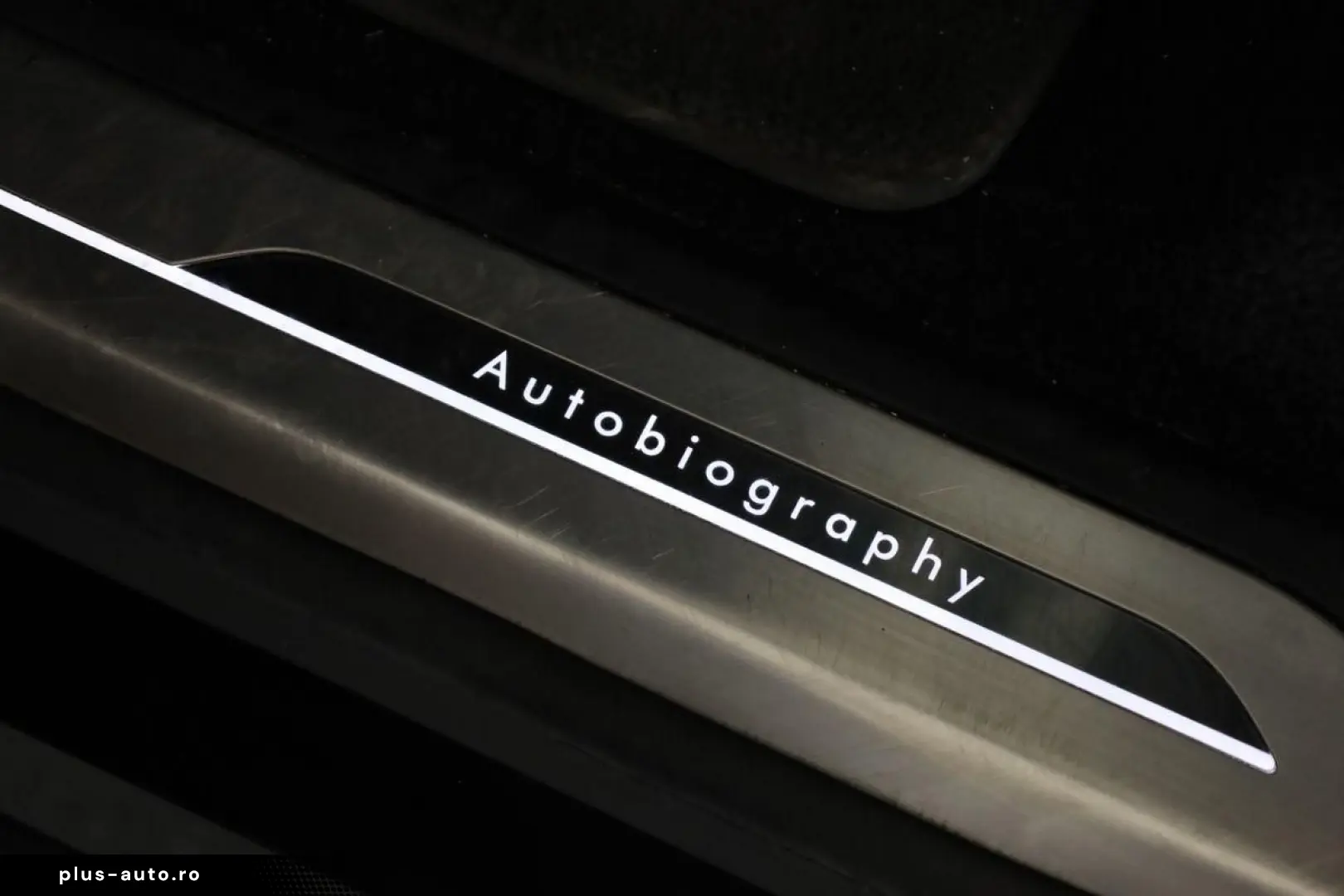 LAND ROVER Range Rover D350 Autobiography LWB 7 Pano AHK 23