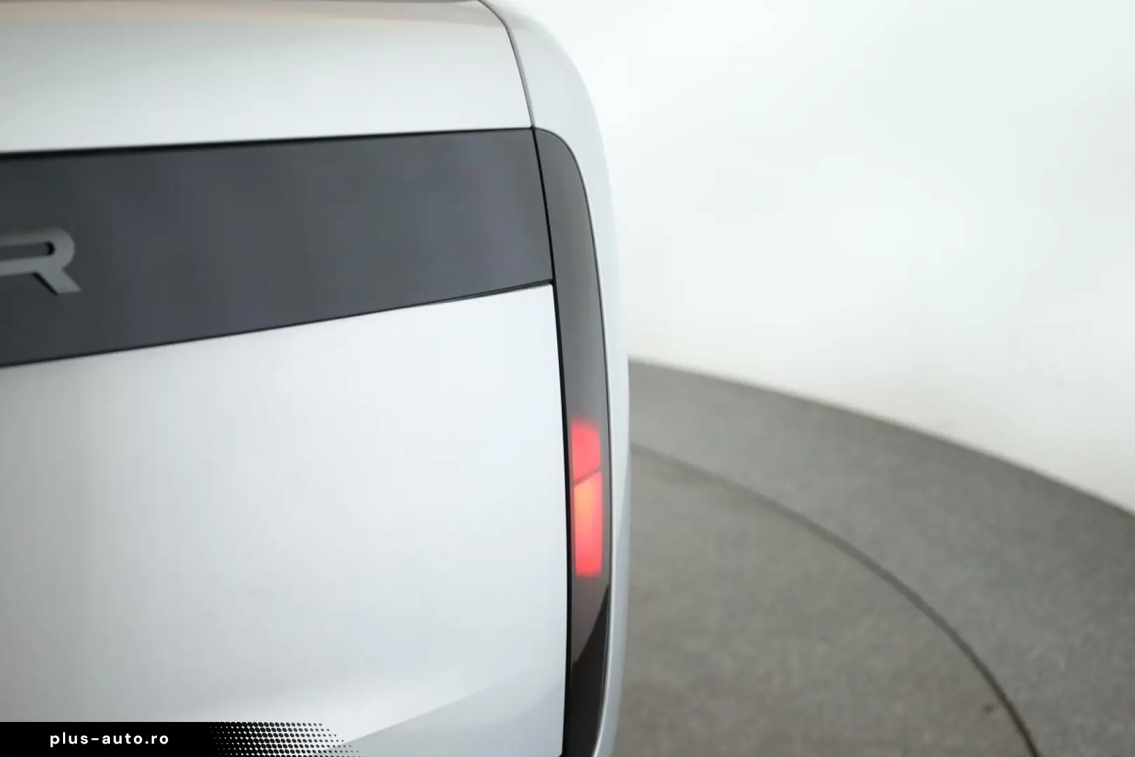 LAND ROVER Range Rover D350 Autobiography LWB 7 Pano AHK 23