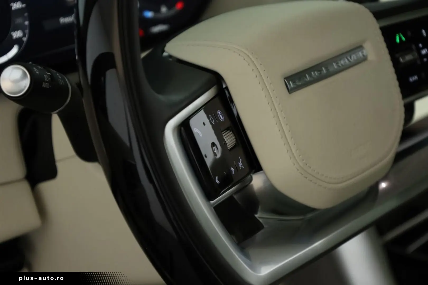 LAND ROVER Range Rover D350 Autobiography LWB 7 Pano AHK 23