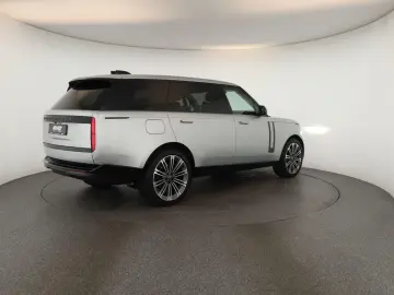 LAND ROVER Range Rover D350 Autobiography LWB 7 Pano AHK 23