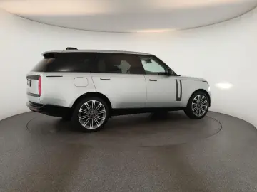 LAND ROVER Range Rover D350 Autobiography LWB 7 Pano AHK 23