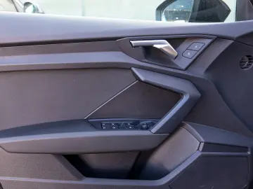 A3 Sportback 30 TFSI Business Edition Attraction S