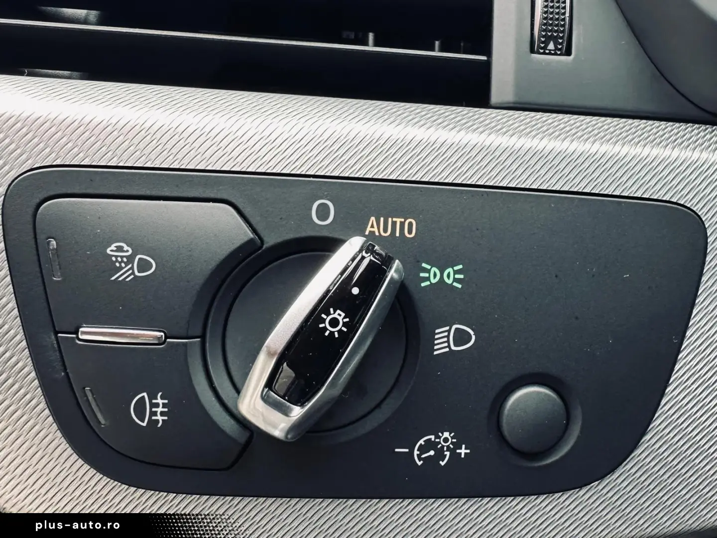 Audi A4 Avant  Fab-12-2016  2.0 Diesel 150 Cp   Euro 6