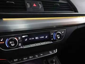 AUDI SQ5 3.0 TDI quattro Sportback  Pano  Kam.  HUD