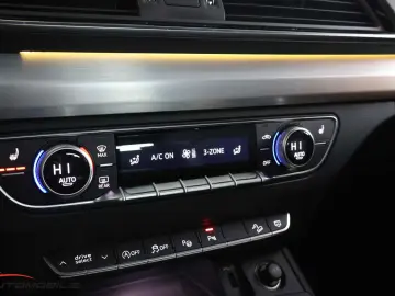 AUDI SQ5 3.0 TDI quattro Sportback  Pano  Kam.  HUD