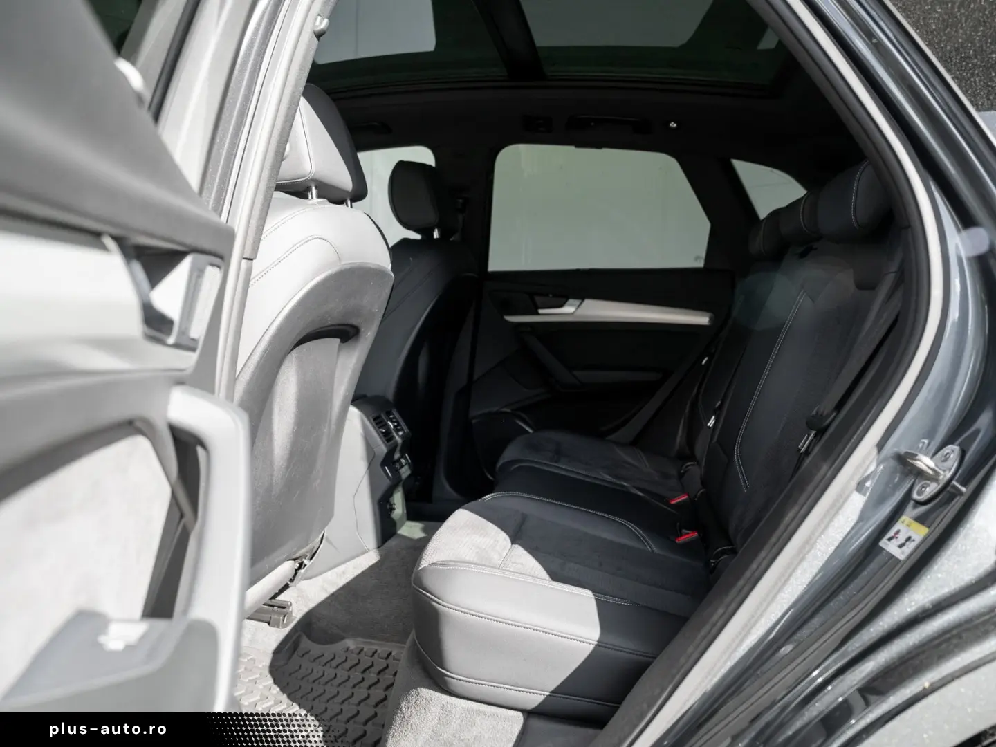 AUDI SQ5 3.0 TDI quattro basis Pano Kam. Navi Pano LM