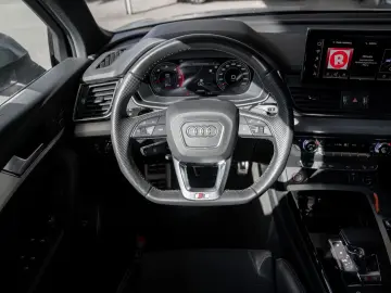 AUDI SQ5 3.0 TDI quattro basis Pano Kam. Navi Pano LM