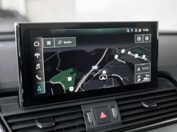 AUDI SQ5 3.0 TDI quattro basis Pano Kam. Navi Pano LM