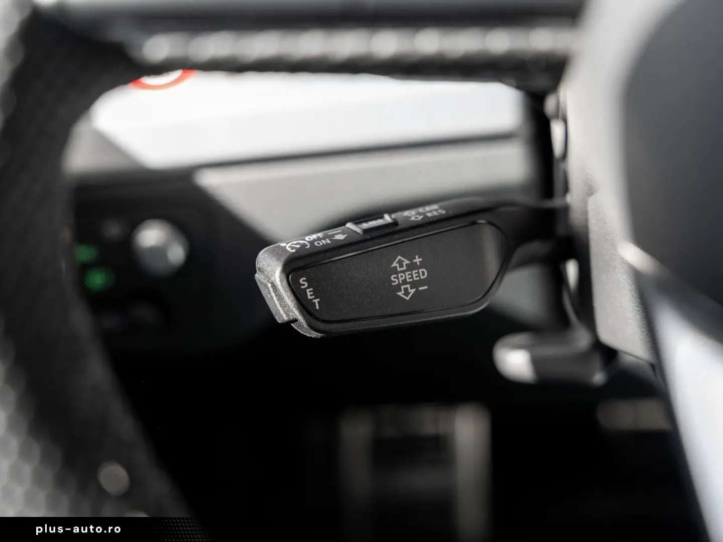 AUDI SQ5 3.0 TDI quattro basis Pano Kam. Navi Pano LM