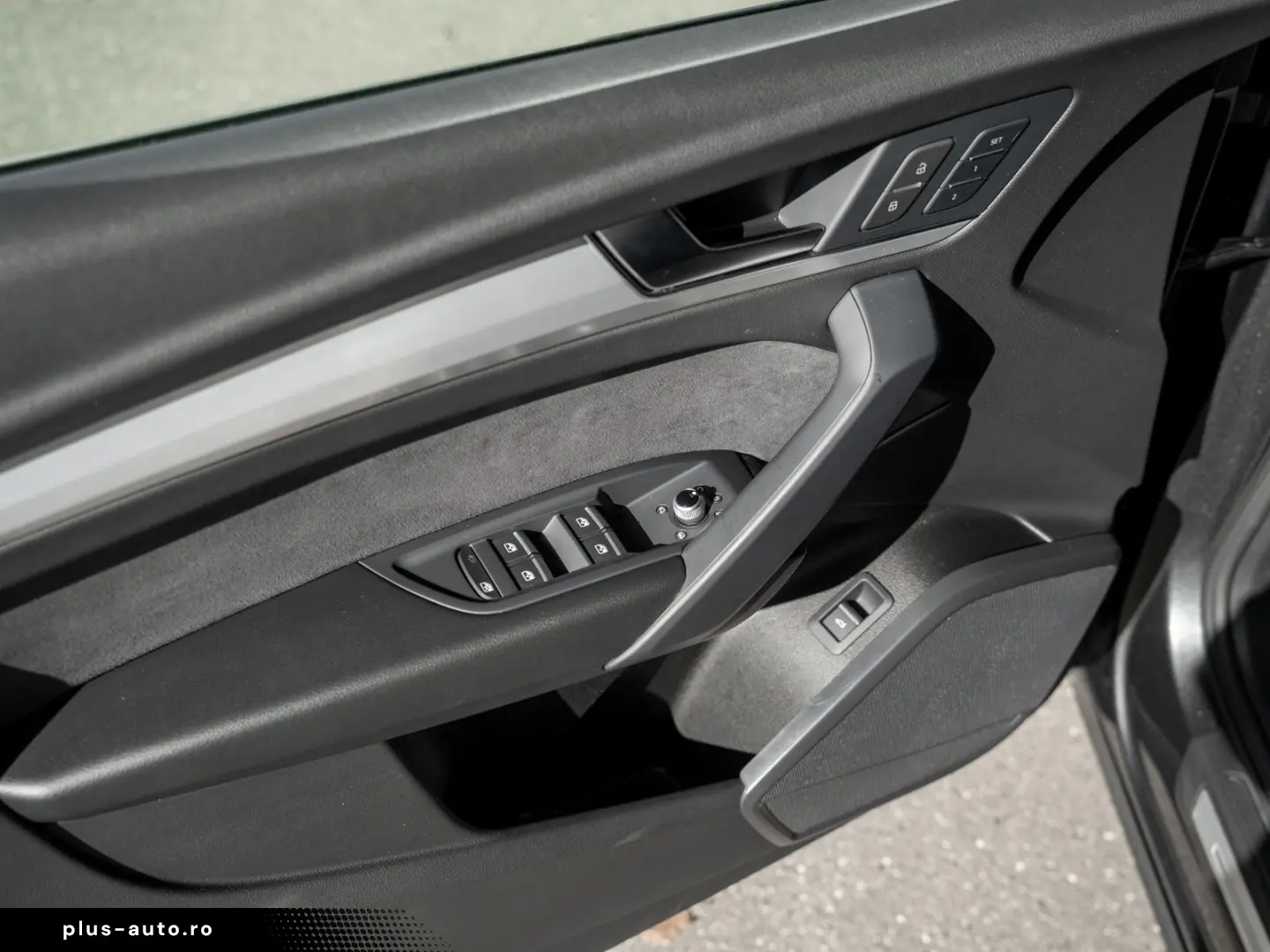 AUDI SQ5 3.0 TDI quattro basis Pano Kam. Navi Pano LM