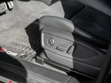 AUDI SQ5 3.0 TDI quattro basis Pano Kam. Navi Pano LM