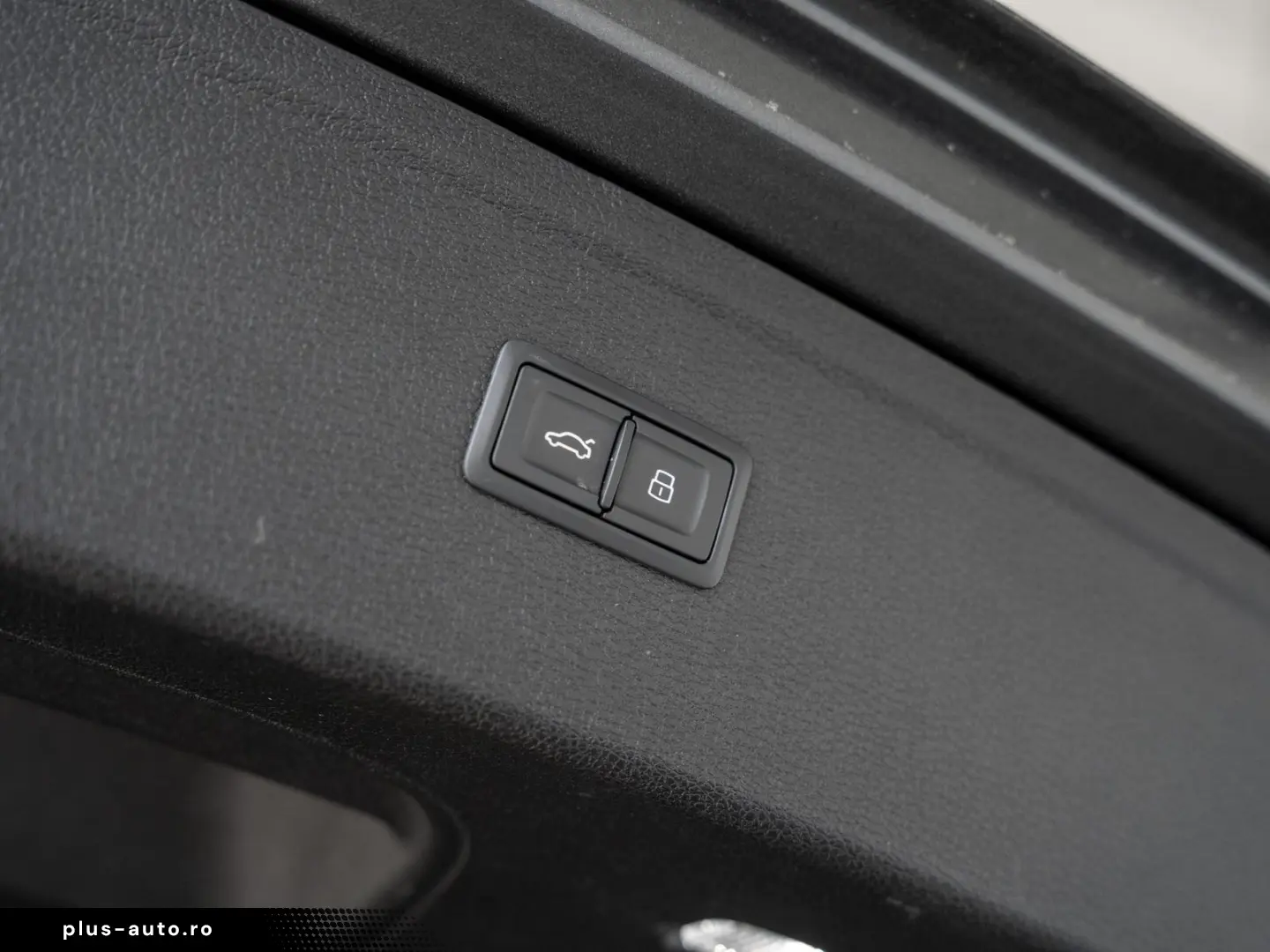 AUDI SQ5 3.0 TDI quattro basis Pano Kam. Navi Pano LM