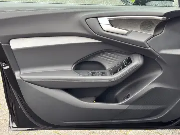 AUDI A5 Avant TFSI qu edition one PANO MATRIX AHK HuD