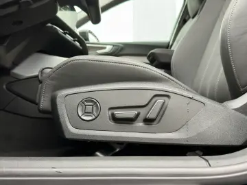 AUDI A5 Avant TFSI qu edition one PANO MATRIX AHK HuD