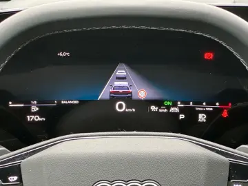 AUDI A5 Avant TFSI qu edition one PANO MATRIX AHK HuD