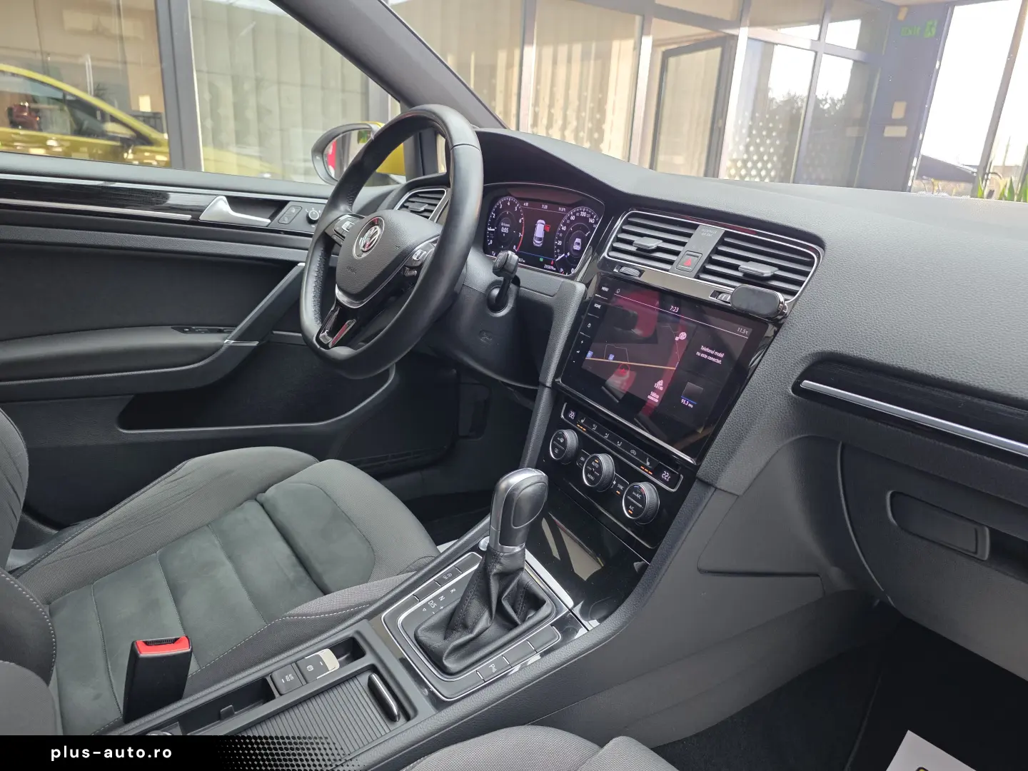 Volkswagen Golf VII 1.5TSI   150cp   Euro 6   R-Line