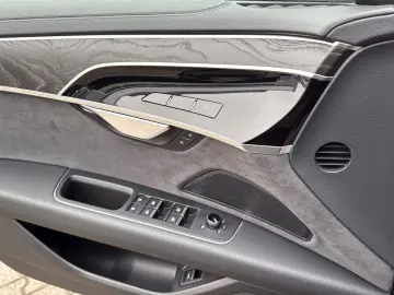 AUDI A8 50 TDI quattro S-LINE  HD-Matrix Luft B&O