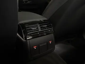 AUDI A8 50 TDI quattro S-LINE  HD-Matrix Luft B&O