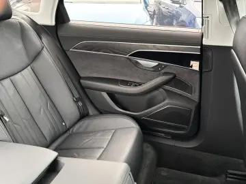 AUDI A8 50 TDI quattro S-LINE  HD-Matrix Luft B&O