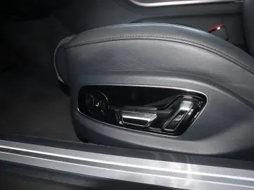 AUDI A8L 50 TDI quattro lang CHROMPAKET SPORTSITZ B&O