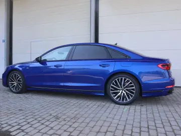 AUDI A8L 60 TFSIe lang EXCLUSIVE S-LINE UPE 183.530 -