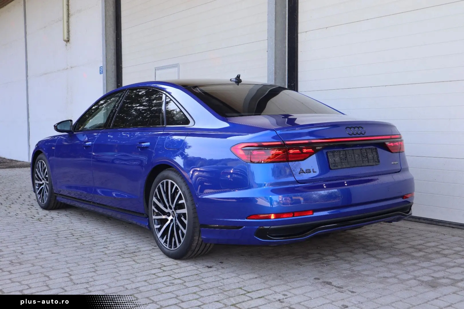 AUDI A8L 60 TFSIe lang EXCLUSIVE S-LINE UPE 183.530 -