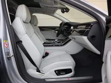 AUDI A8L 60 TFSI e lang EXCLUSIVE S-LINE UPE183.530 -
