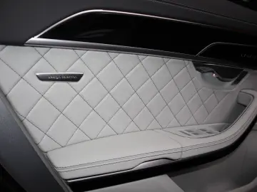 AUDI A8L 60 TFSI e lang EXCLUSIVE S-LINE UPE183.530 -