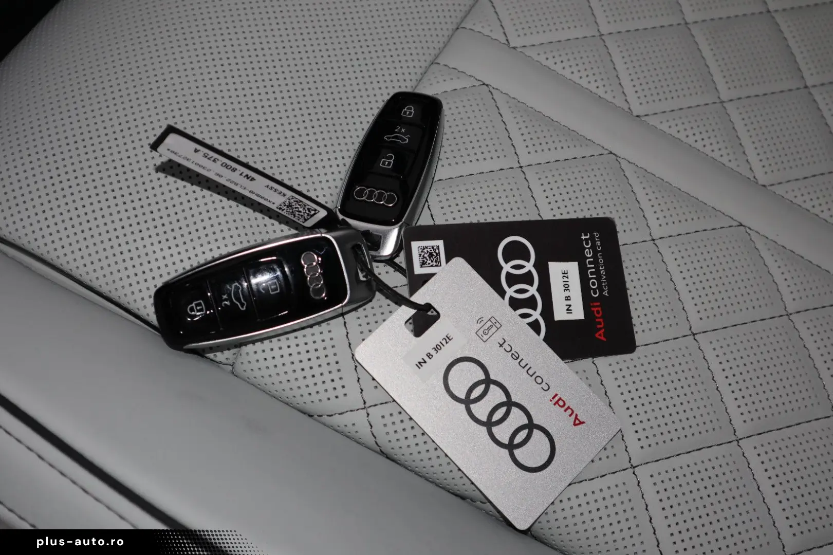 AUDI A8L 60 TFSI e lang EXCLUSIVE S-LINE UPE183.530 -