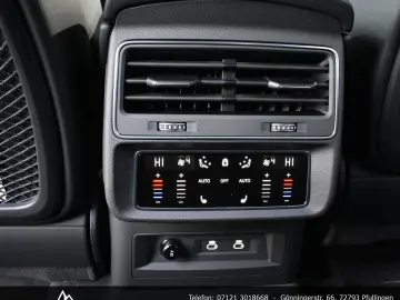 AUDI Q8 S-LINE PA MATRIX MASSA 360  SOFT STHZ PANO 23