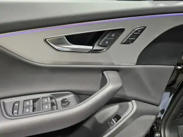 AUDI Q8 50 TDI S Line Black Pano Matrix Softc.Hud 22'